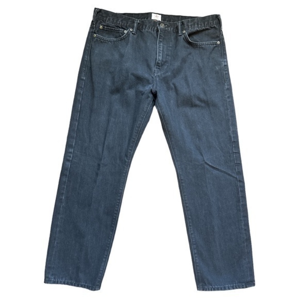 Dockers, size 36” waist, 29” length, black jeans, zip fly, pockets,straight fit